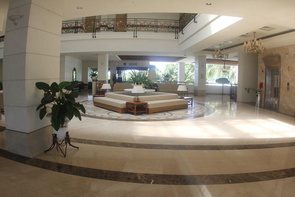 Palasia Hotel Koror Esterno foto